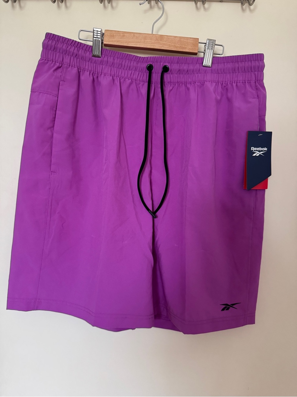 Reebok Men's Everyday Active 9” Woven drawstring Shorts in Purple Rave Size L